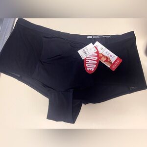 Parade NWT Ladies Underwear Sz 3X sheer mesh sides Black